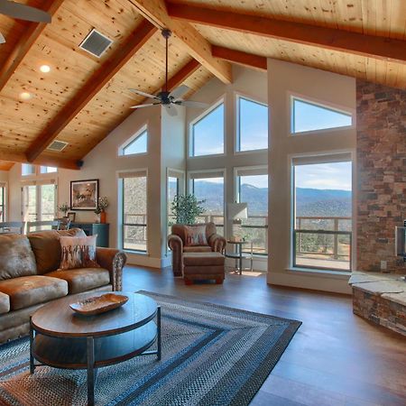 New! Yosemite Mountain Villa, Stunning Views -More 奥克赫斯特 外观 照片