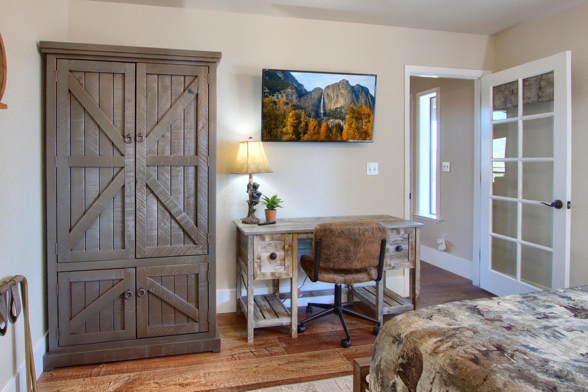 New! Yosemite Mountain Villa, Stunning Views -More 奥克赫斯特 外观 照片
