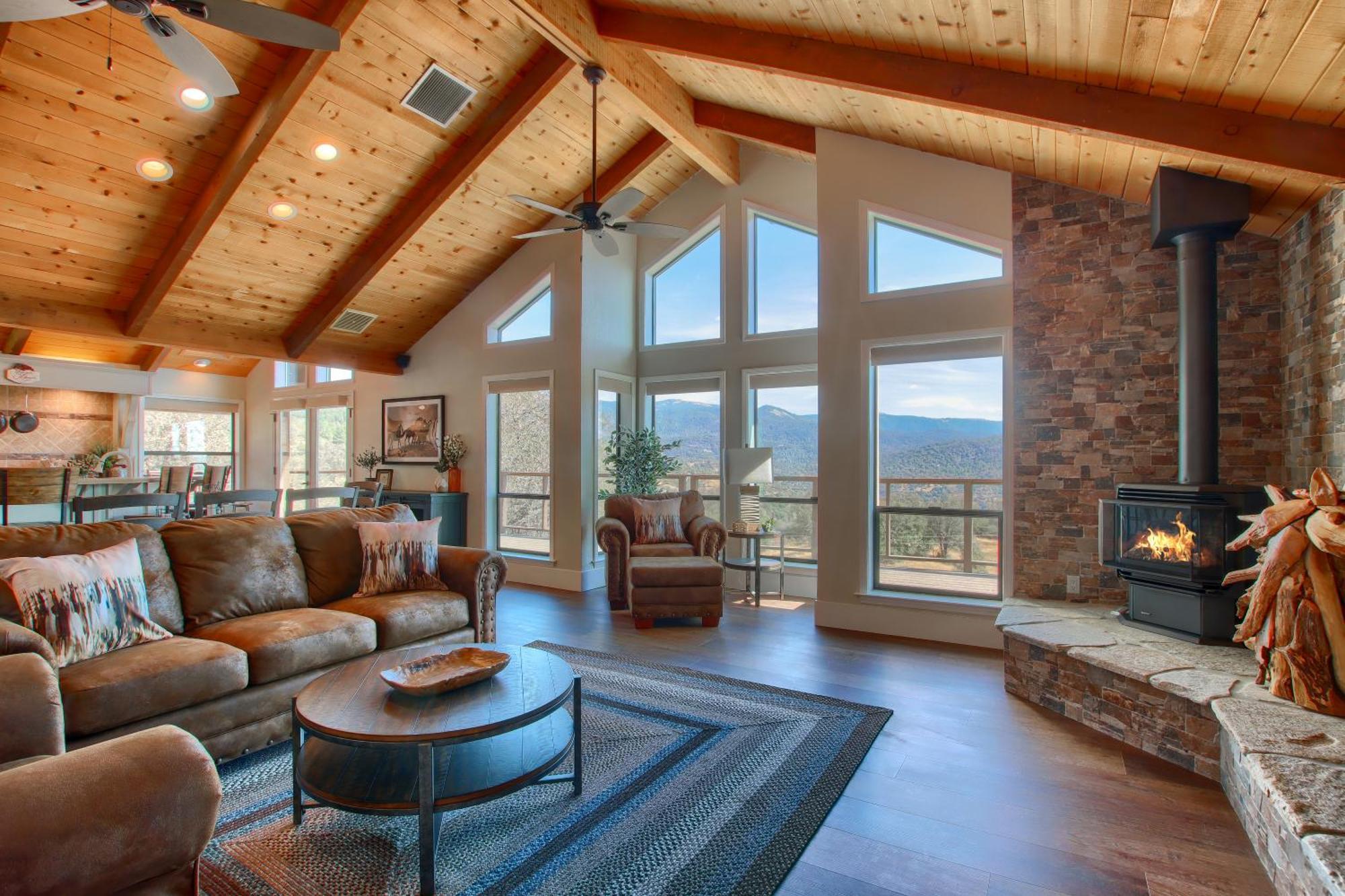 New! Yosemite Mountain Villa, Stunning Views -More 奥克赫斯特 外观 照片